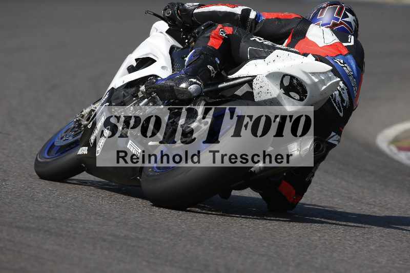 /Archiv-2023/28 05.06.2023 Moto Club Anneau du Rhin/rouge-expert/unklar